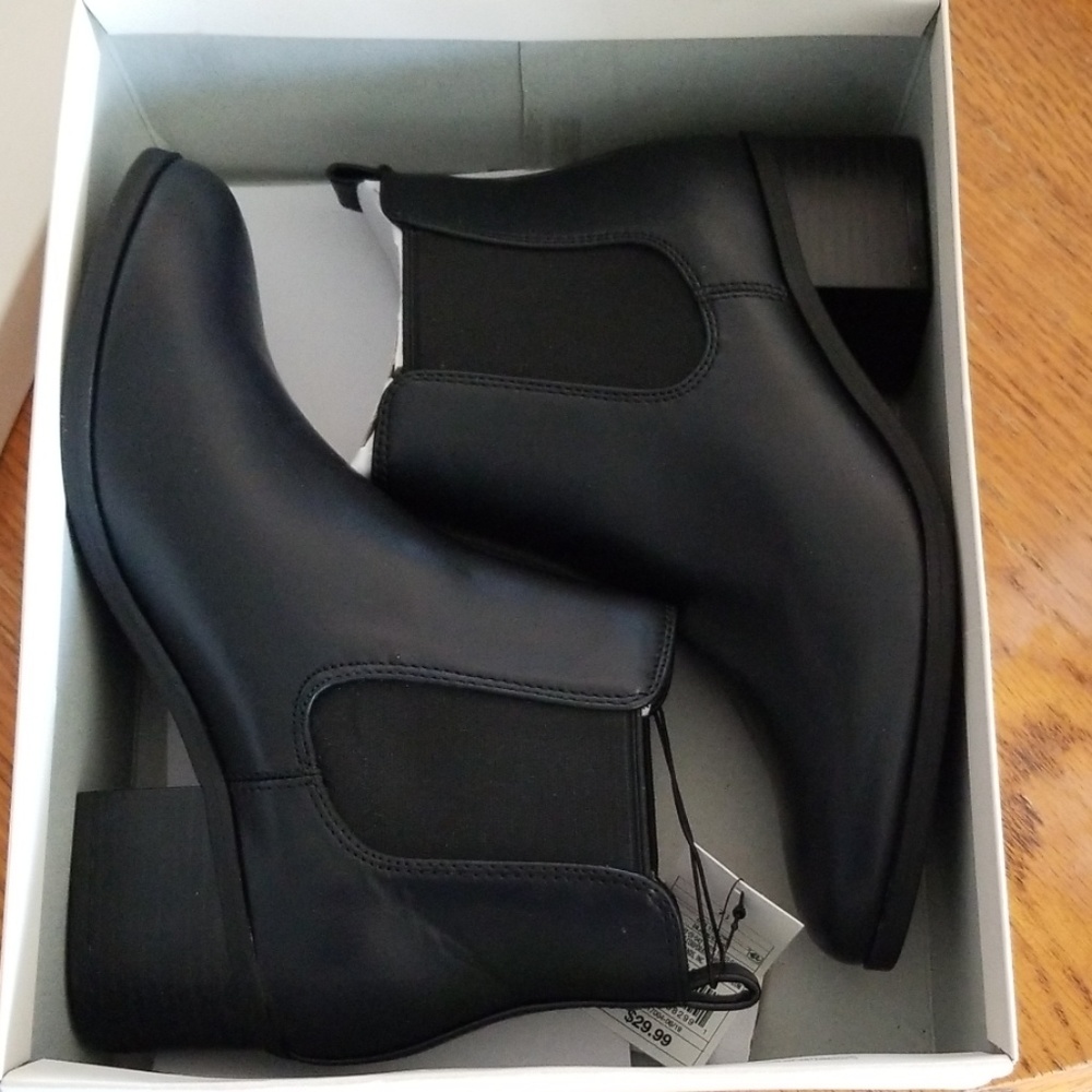 Black boots